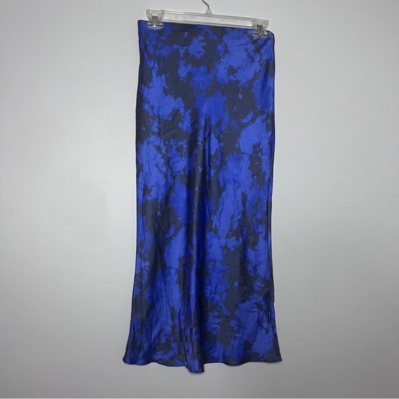 Sundry Dresses & Skirts - Sundry Blue and Black Midi Slip Skirt Size 1 Like New